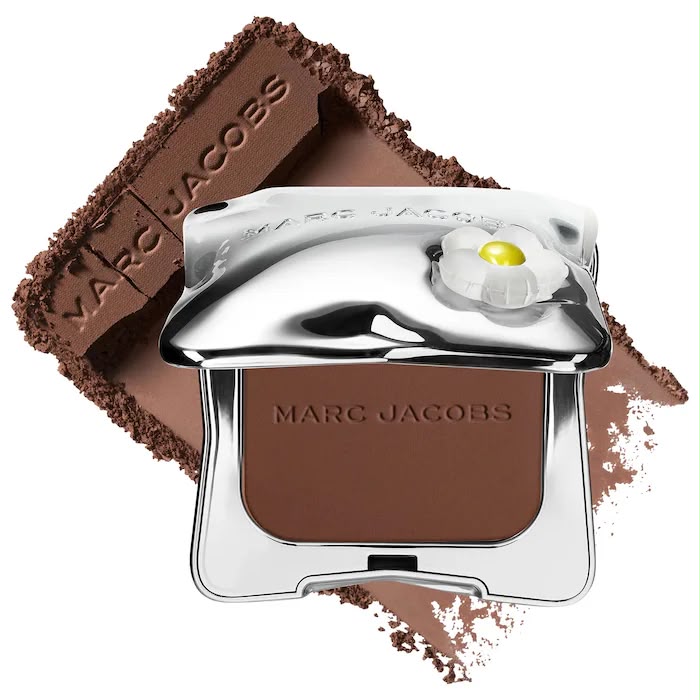 Marc Jacobs Beauty  Legally Bronze Talc-Free Blurring Powder Bronzer - 40 medium deep